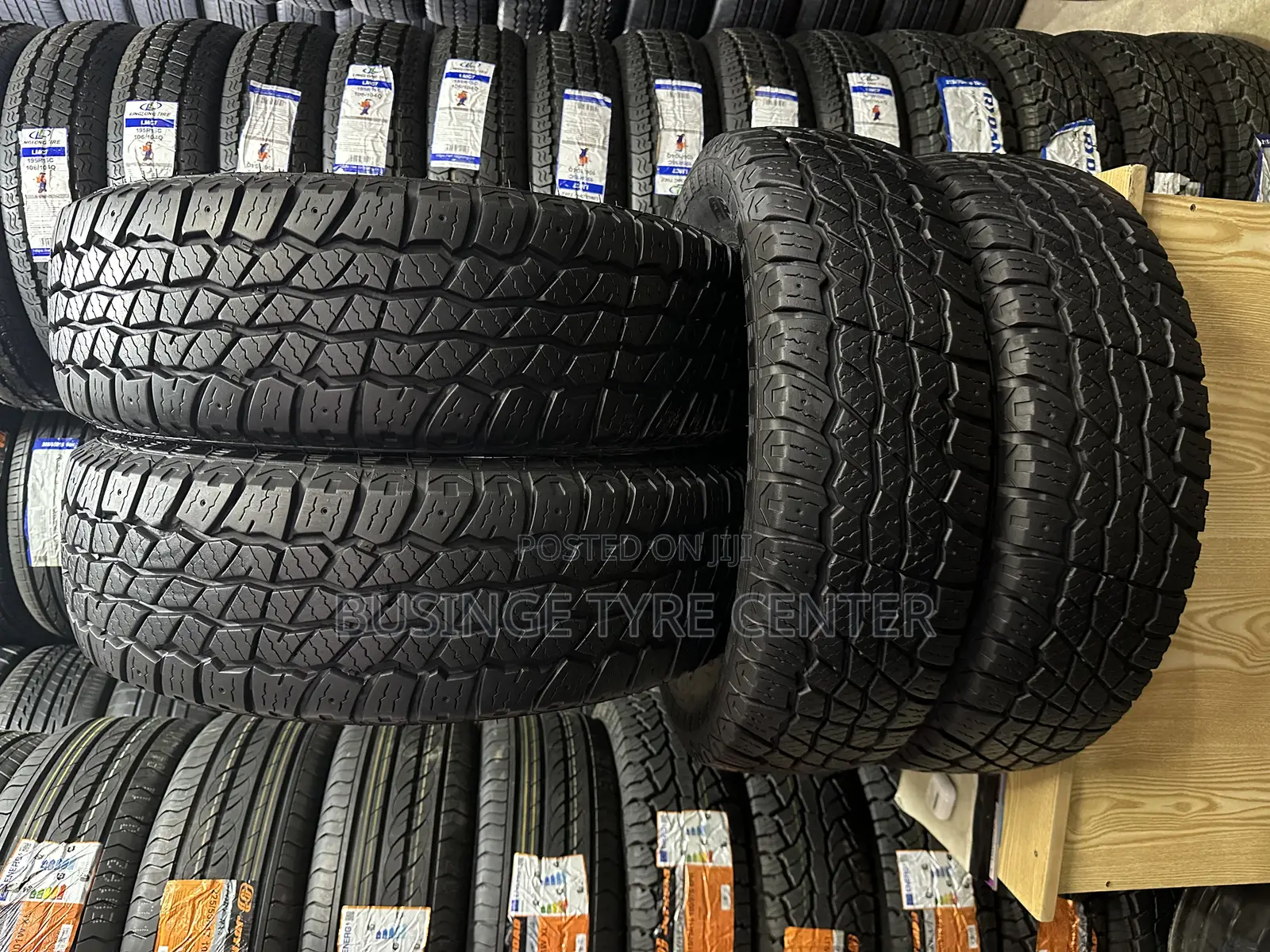 215/70r16 Roaking Tires Good Condition