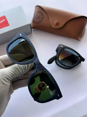 Photo - Folding Ray-Ban Wayfarer Classic Sunglasses – G-15 Lens