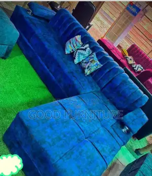 Nice Looking Corner L Sofa Set