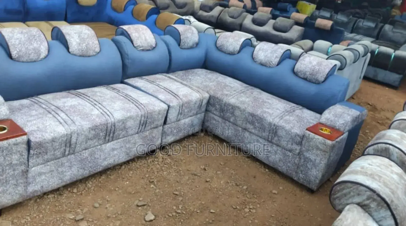 Marvellous L Sofa Set / Corner Sofa