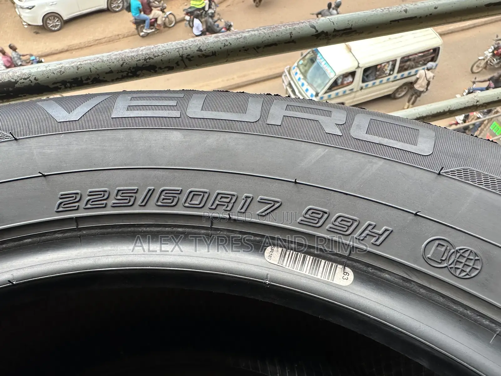 225/60r18 Dunlop Tyres