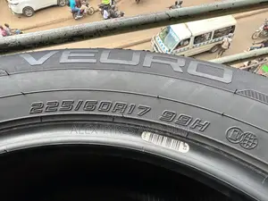 225/60r18 Dunlop Tyres