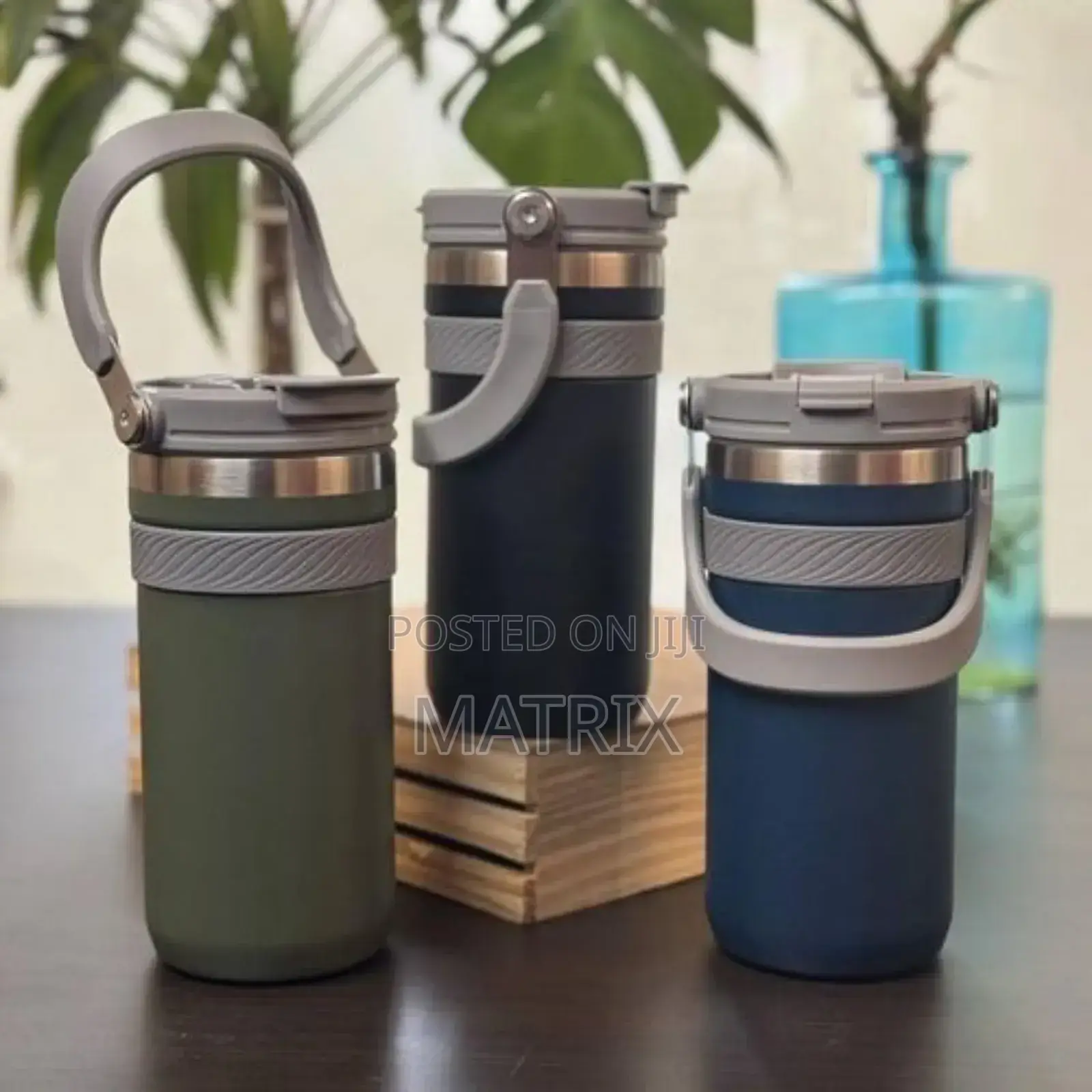Travel Mug Tumbler With Straw Lid and Handle 550 Ml
