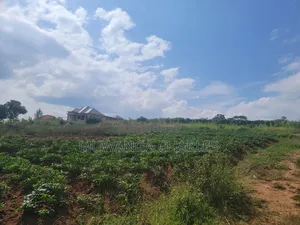 5acres for Sale in Bombo Road Migadde