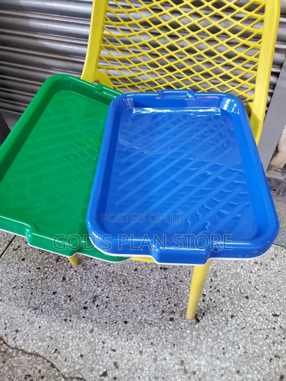 Plastic Serving Trays Mukwano