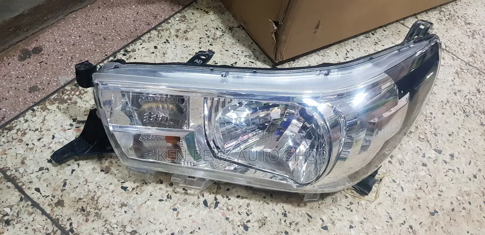 Headlamps for Hillux Revo ( Used Japan)