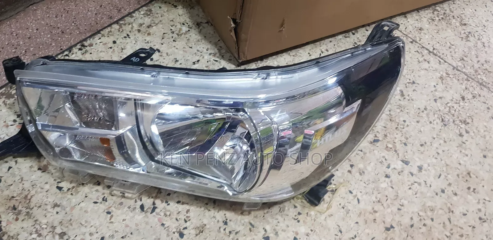 Headlamps for Hillux Revo ( Used Japan)