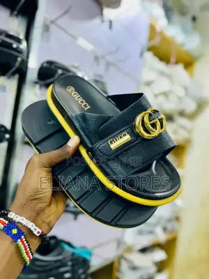 Gucci Casual Push In
