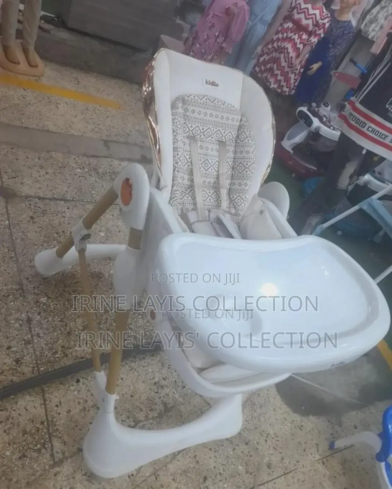 Baby's Adjustable Feeding Chairs