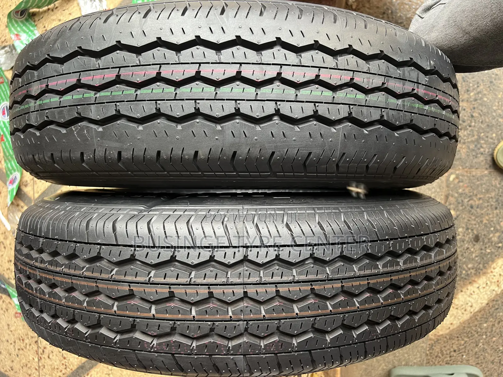 195/80r15 Bridgestone Tires Good Condition Almost New