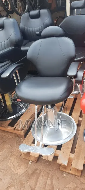 Photo - Beautiful Barber