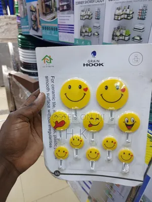 Self-Adhesive Smiley Face Hooks 10pcs