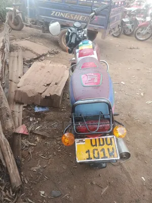 Bajaj Boxer 2016 Red