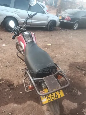 Yamaha Crux 2018 Red