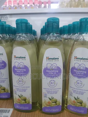 Himalaya 200ml Nourishing Baby Oil
