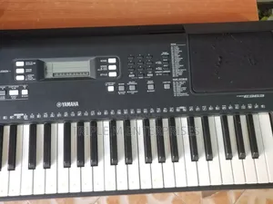 Keyboard Yamaha 363