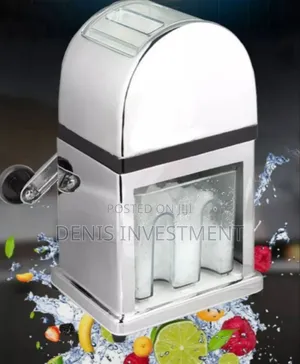 Photo - Manual Stainless Steel Ice Crusher
