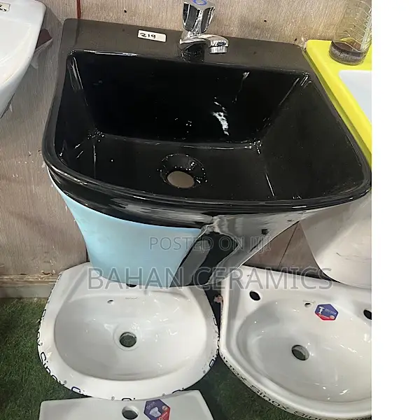 Hand Wash Basins With Pedestal