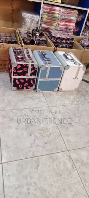 Makeup Box