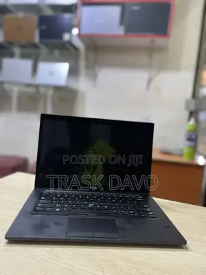 Laptop Dell Latitude 7390 8GB Intel Core I5 SSD 256GB