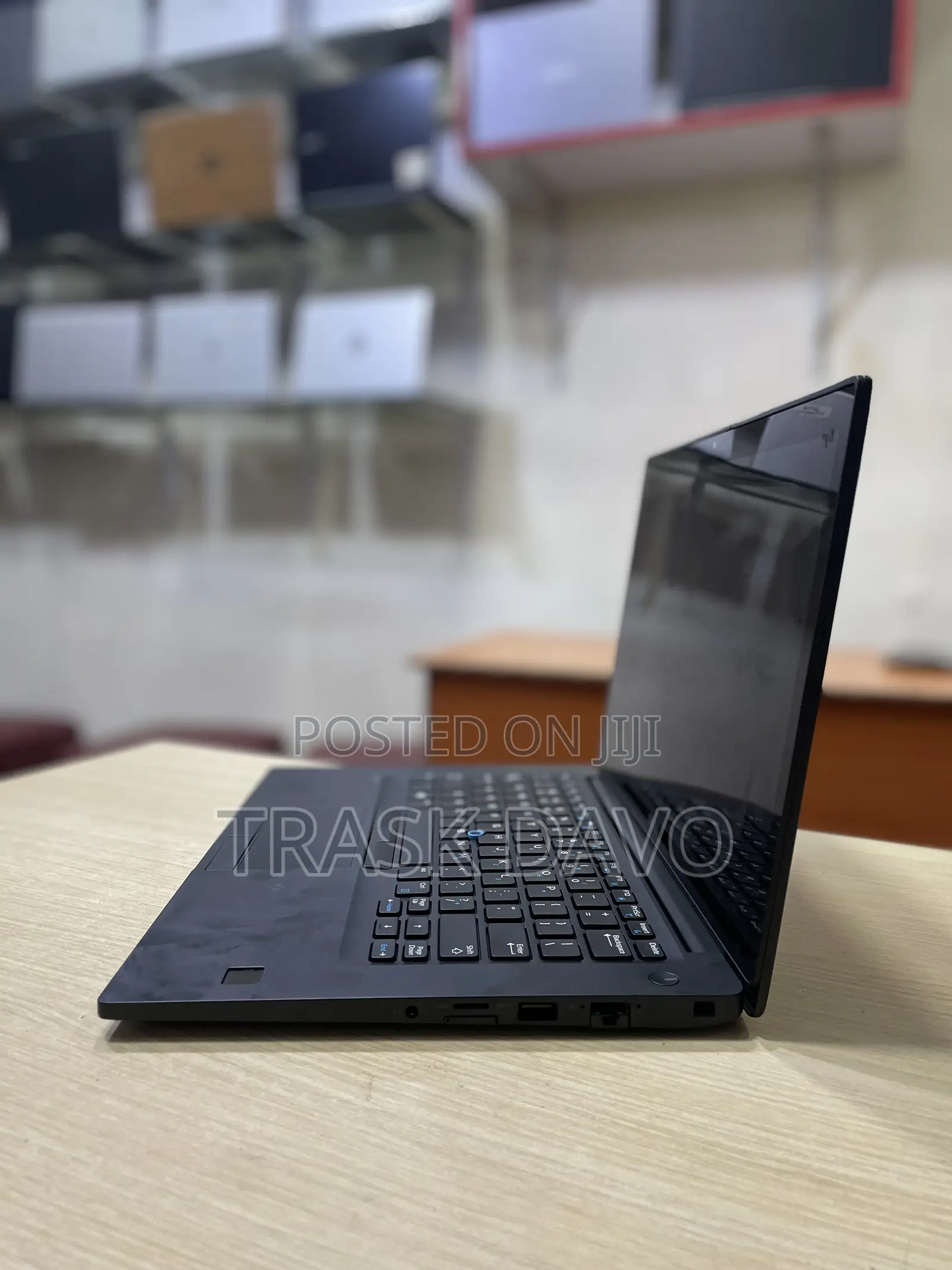 Laptop Dell Latitude 7390 8GB Intel Core I5 SSD 256GB