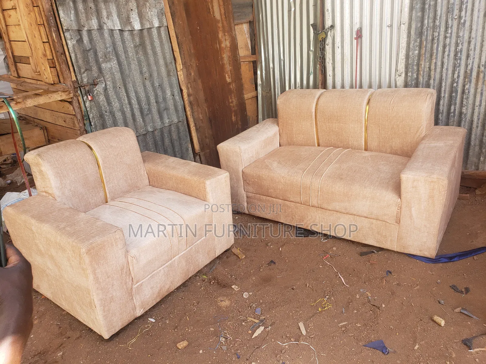 3 Seater Available for Sale