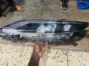 Toyota Harrier Head Lights 2015