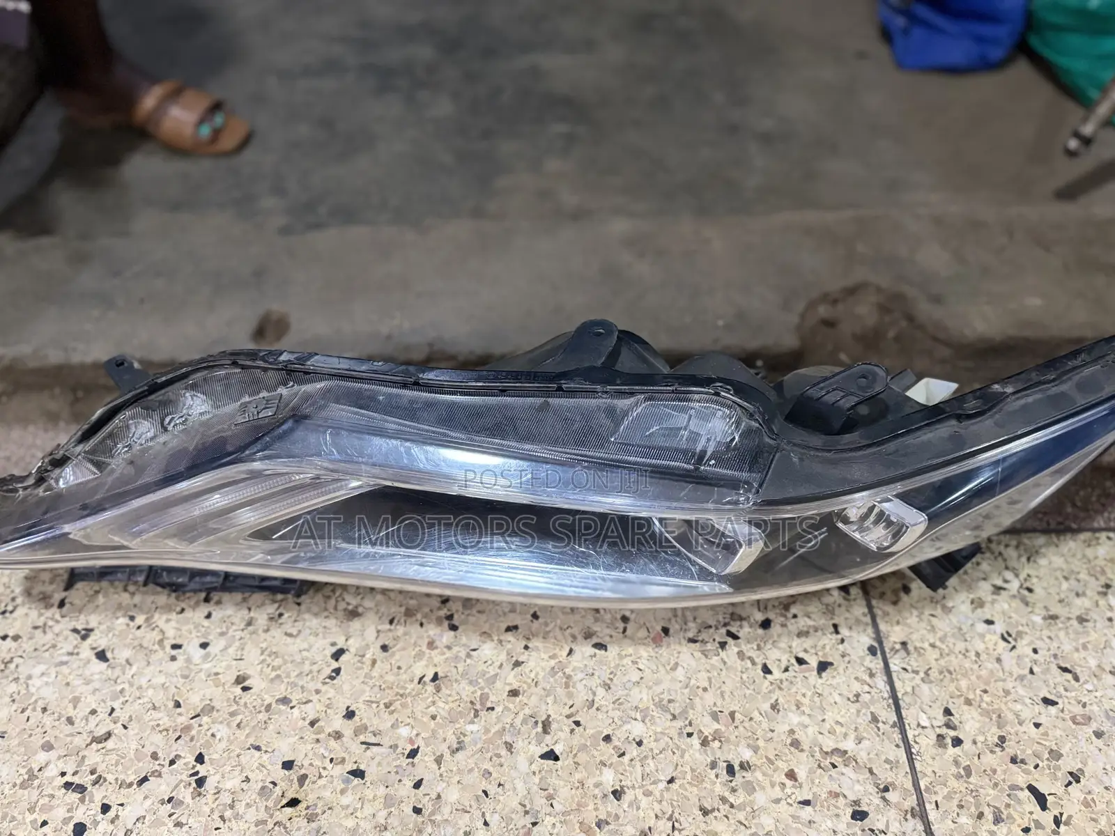 Toyota Harrier Head Lights 2015