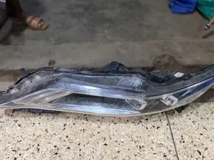 Toyota Harrier Head Lights 2015
