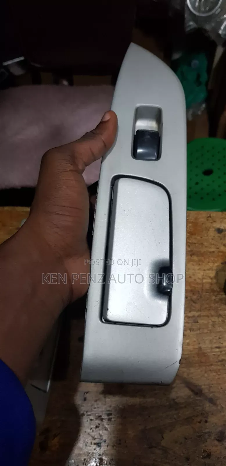 Power Window Switches/ Burtons for Harrier Kawundo