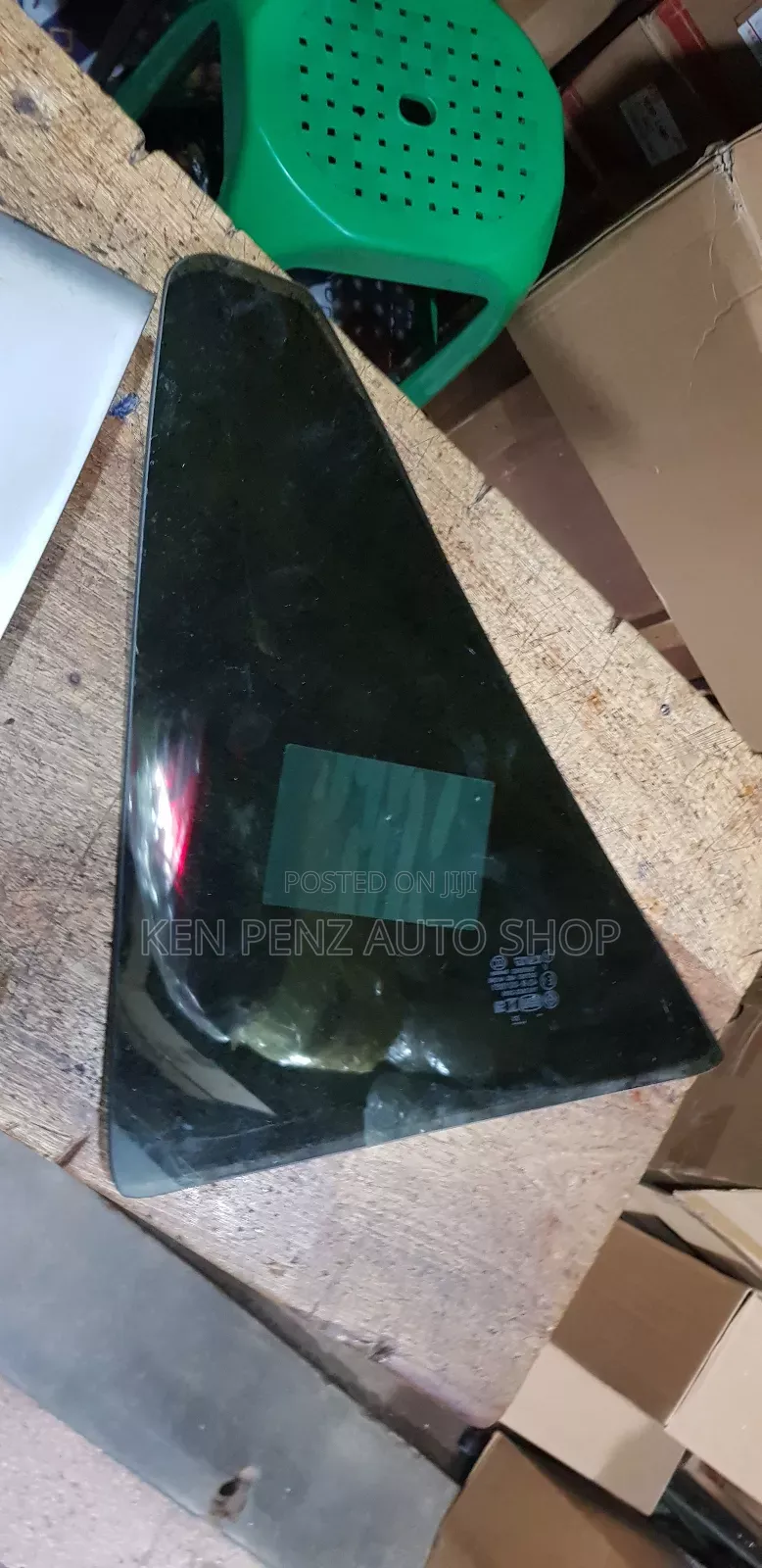 Quater Glass for Harrier Kawundo