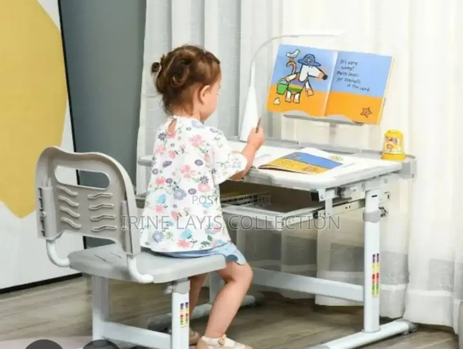 Kid's Reading Table and Chair With a Rechargeable Lamp