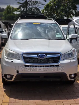 Photo - Subaru Forester 2014 White