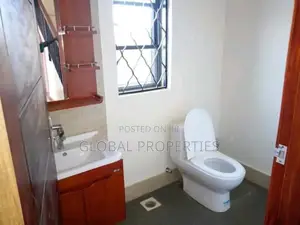 2bdrm Bungalow in Kyaliwajala Kireka, Central Division for rent