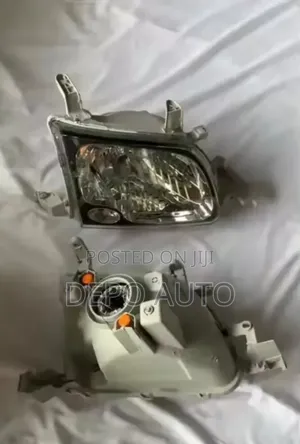 Noah Super Headlights