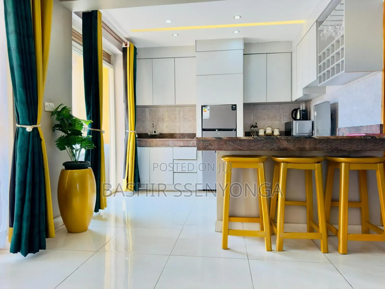 Furnished 2bdrm Apartment in Central Division for rent