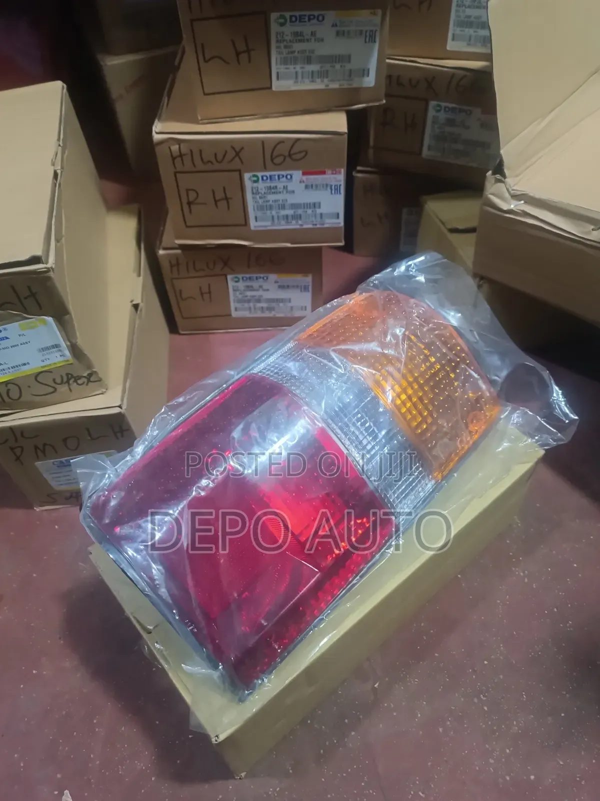 Hilux 106 Tailamp Depo Brand