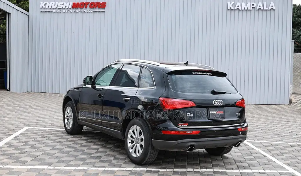 Audi Q5 2016 Black