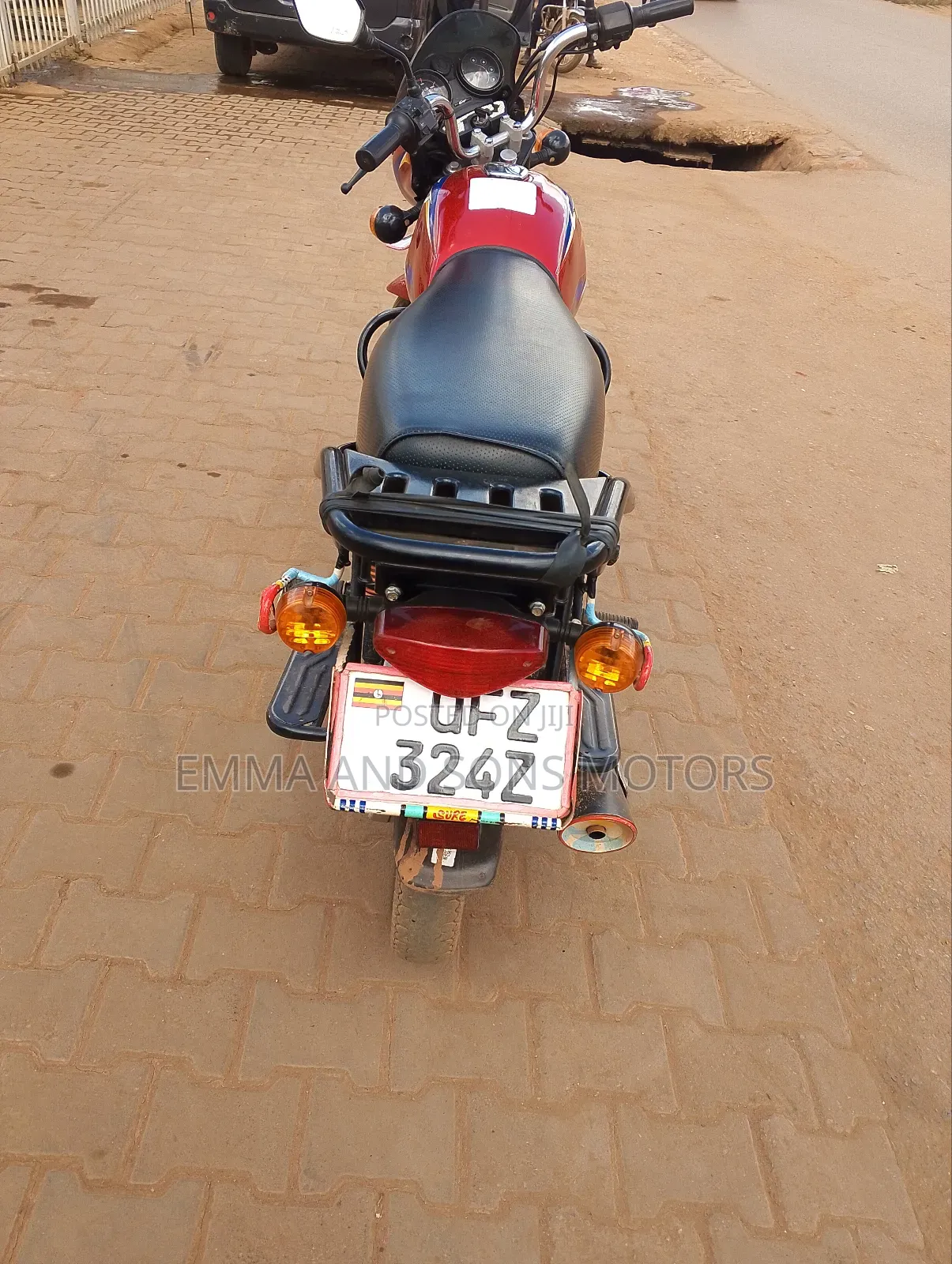 Bajaj Boxer 125 2023 Red