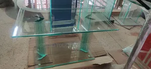 Mordern Glass Table Design