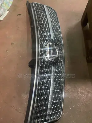 Toyota Fieder 2006 Grill