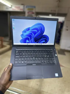 Photo - Laptop Dell Latitude 7490 8GB Intel Core I5 SSD 256GB