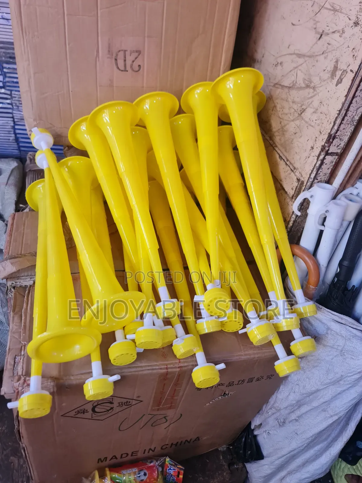 Quality Vuvuzela Plastic Horns Brand New