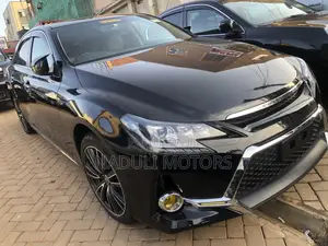 Photo - Toyota Mark X 2014 Black