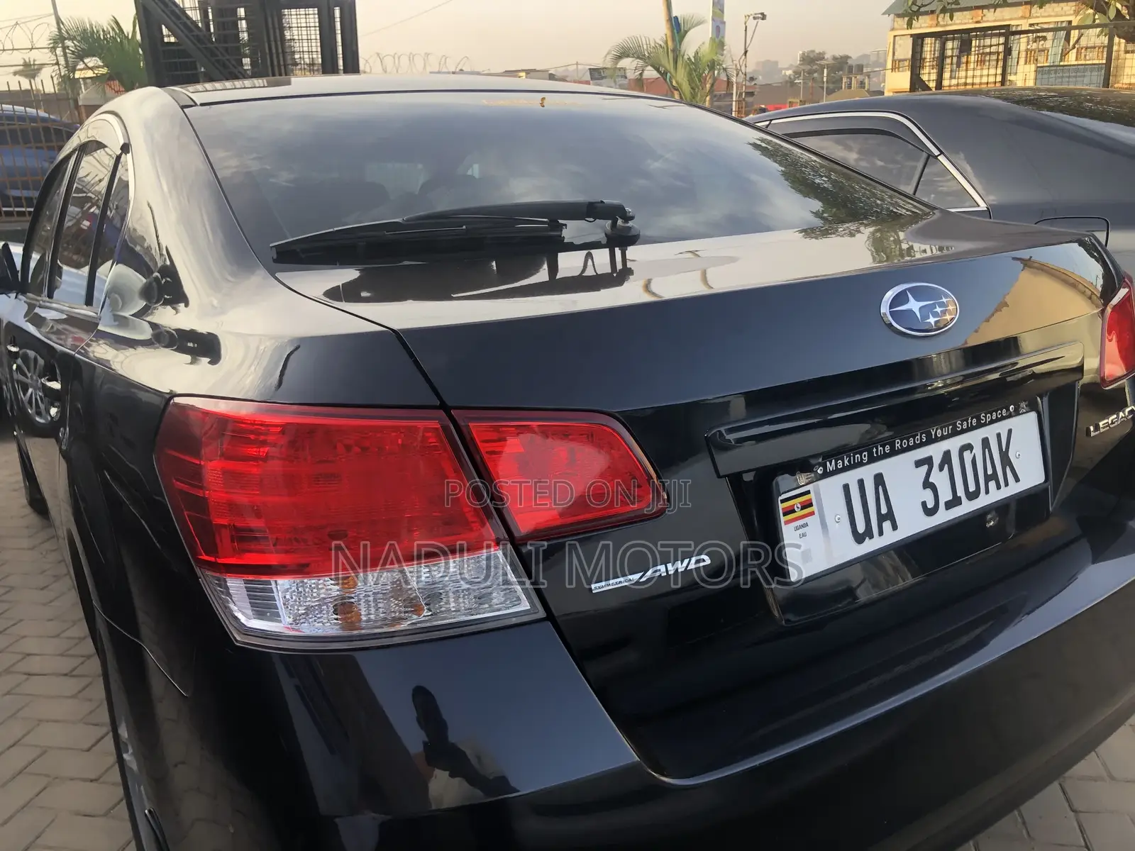Subaru Legacy 2011 Black