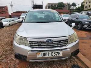 Photo - Subaru Forester 2008 Silver