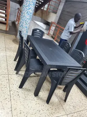 Plastic Chairs and Table (6seater)