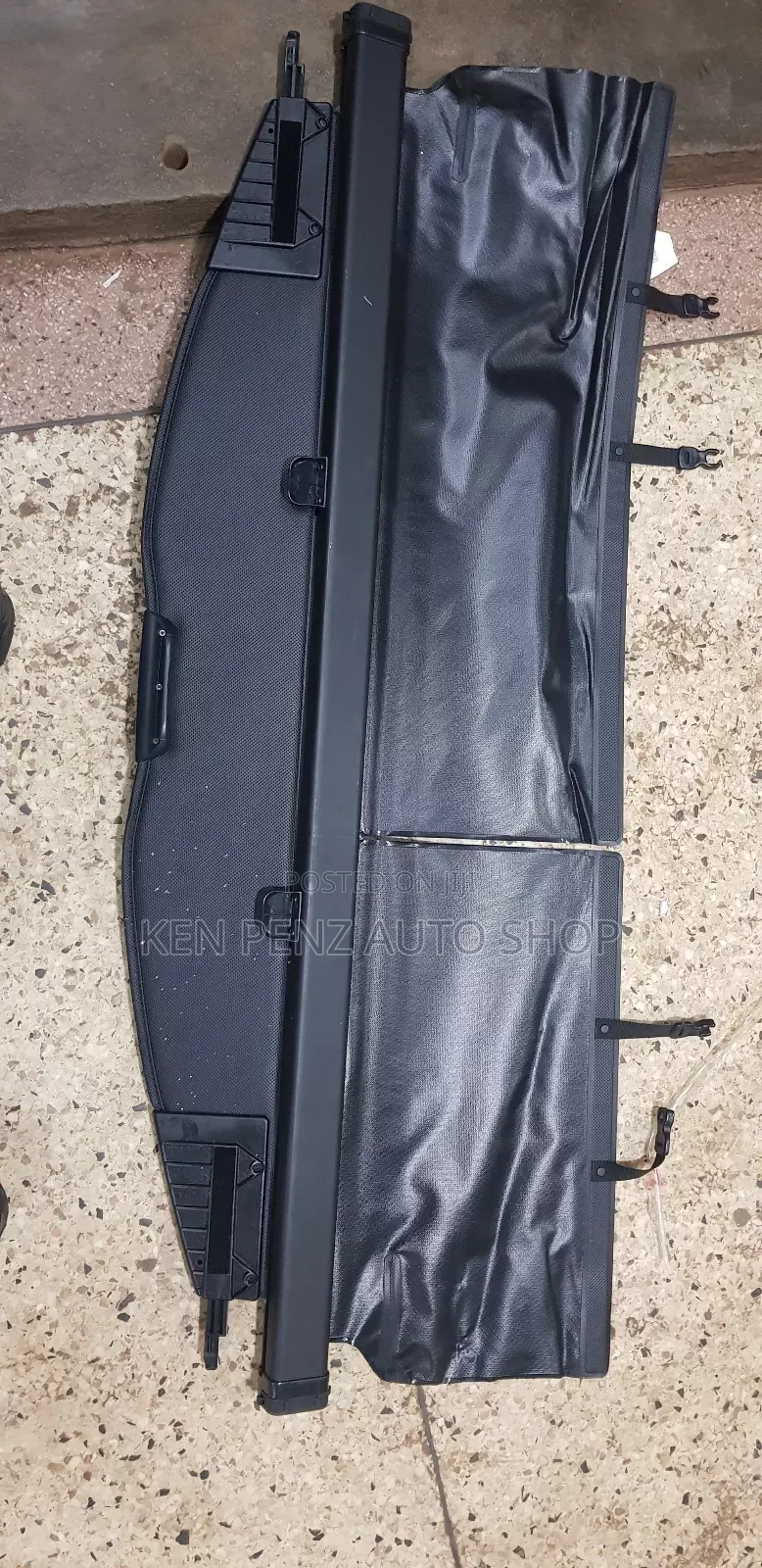 Rear Boot Cargo Cover for Harrier Kawundo