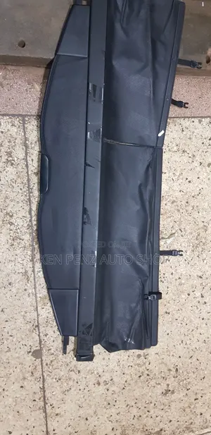 Rear Boot Cargo Cover for Harrier Kawundo