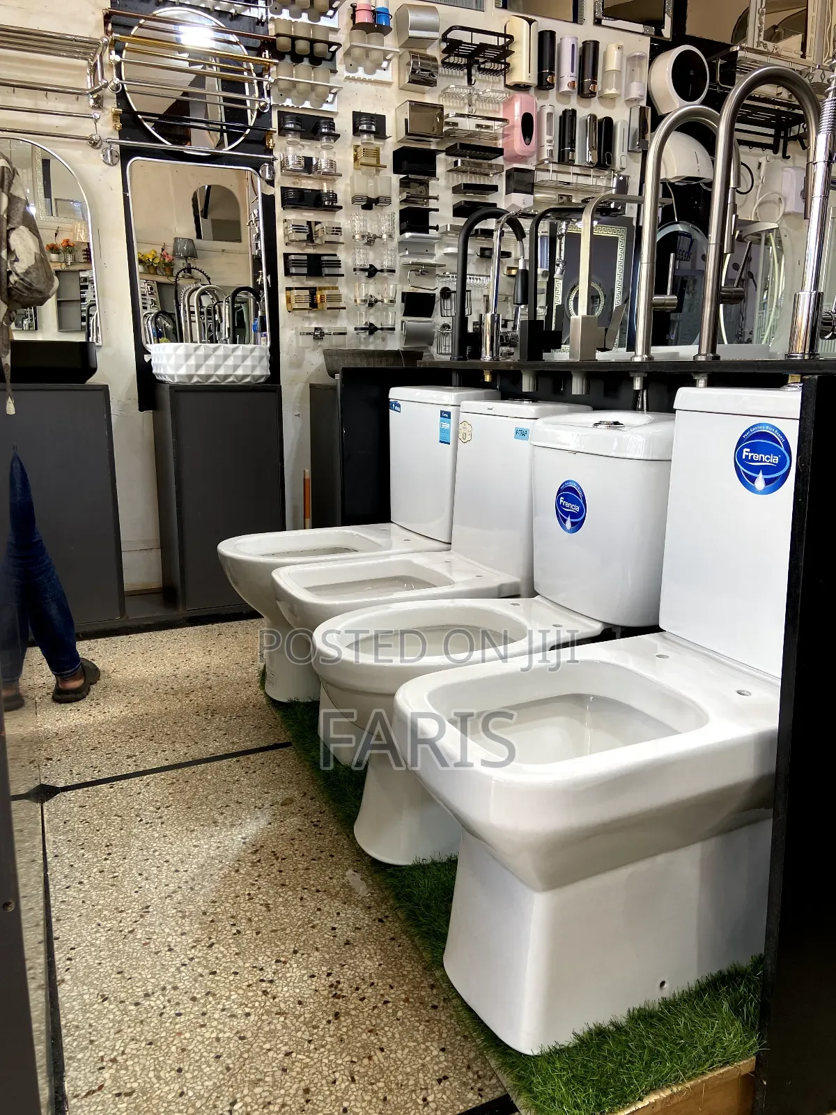 Combine Toilet